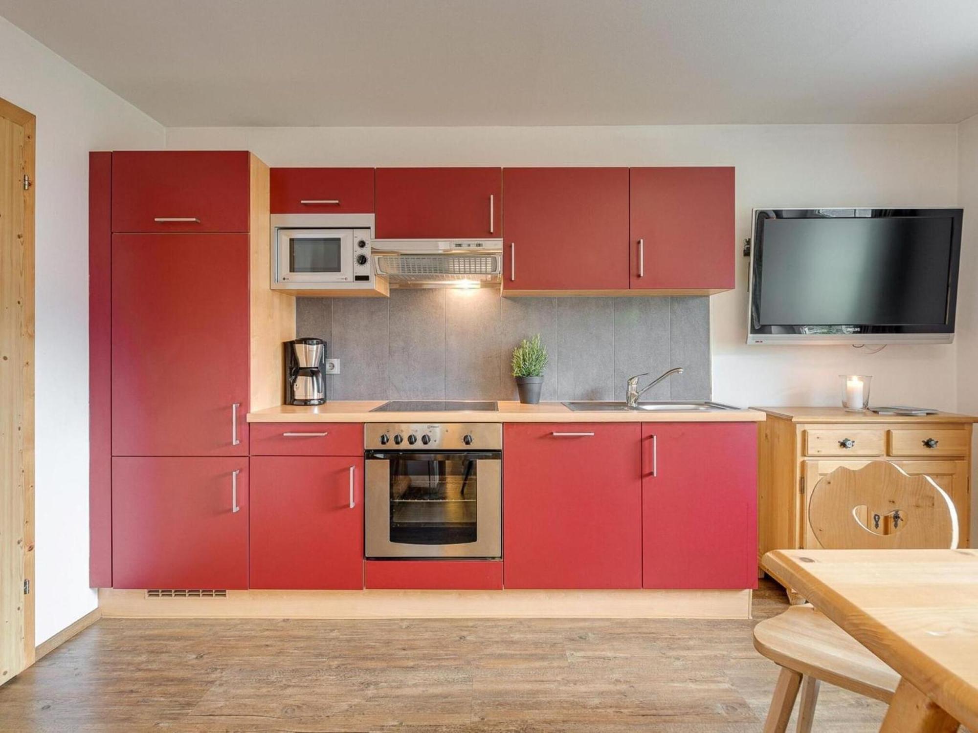 Apartment In Fuegen With A Garden Esterno foto