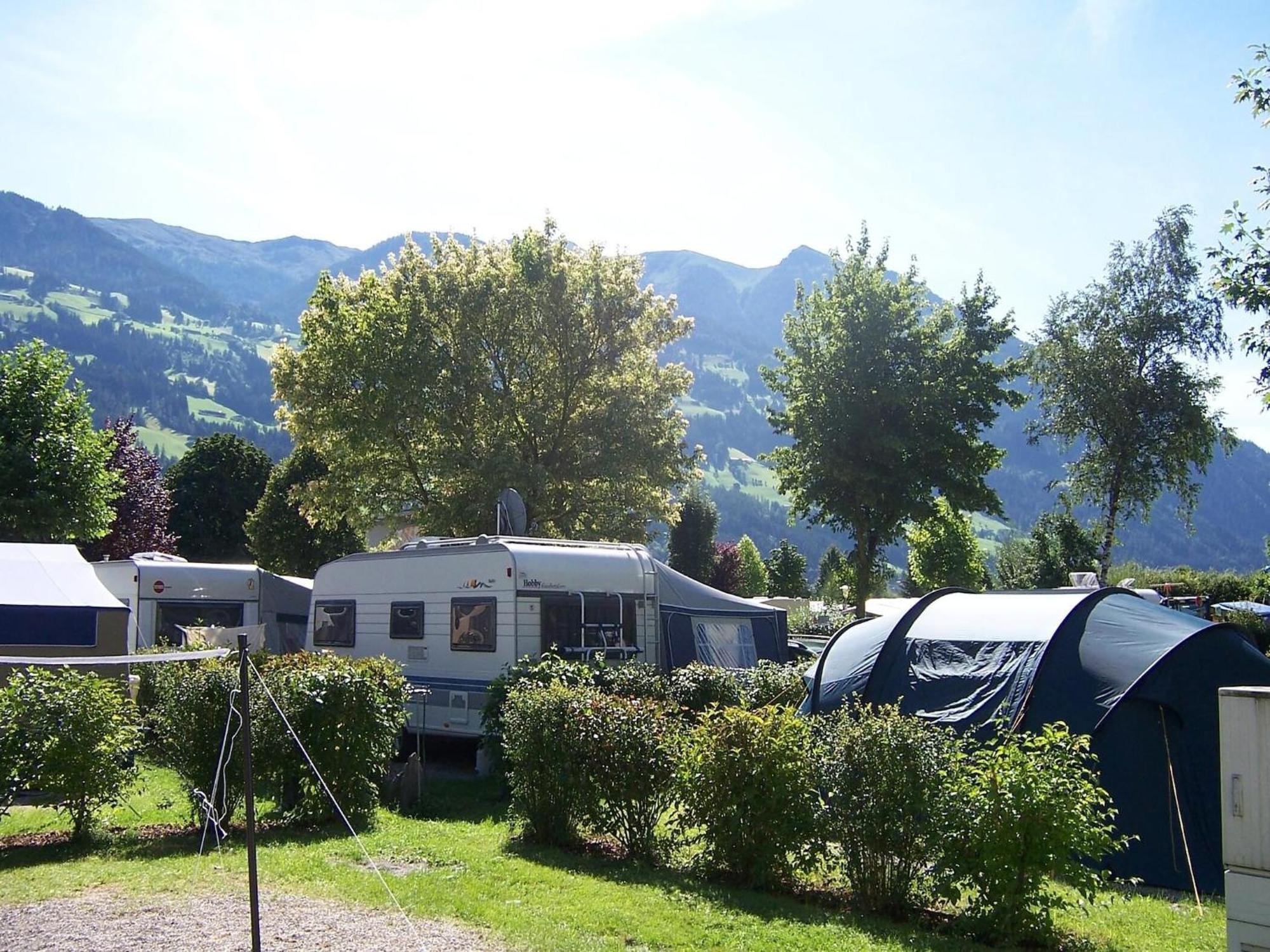 Apartment In Fuegen With A Garden Esterno foto