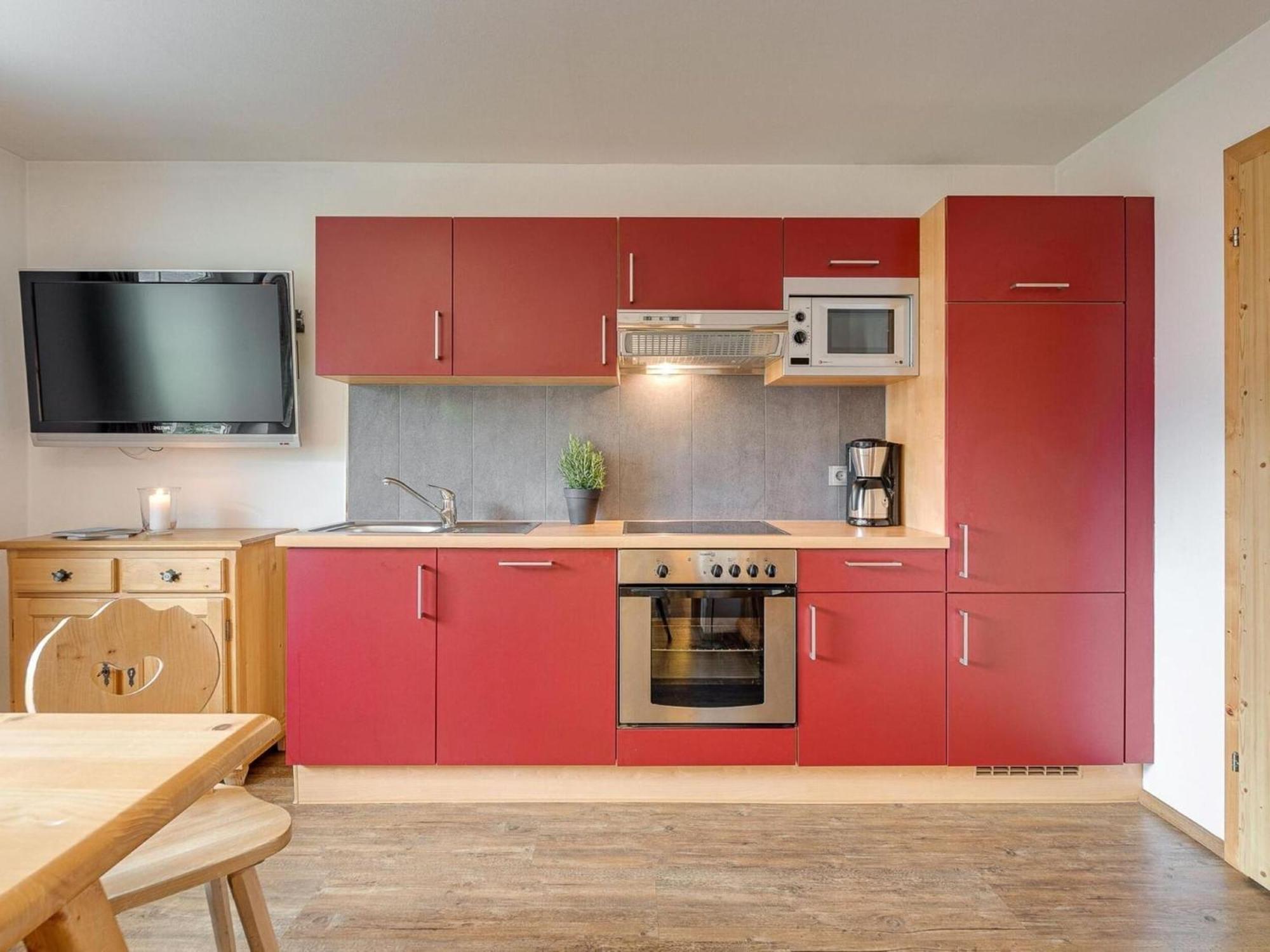 Apartment In Fuegen With A Garden Esterno foto